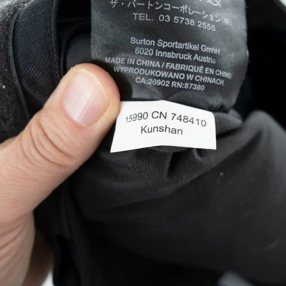 Special Blend Women's Black Snowboarding Skiing Cargo pants | Small - Picture 9 of 9